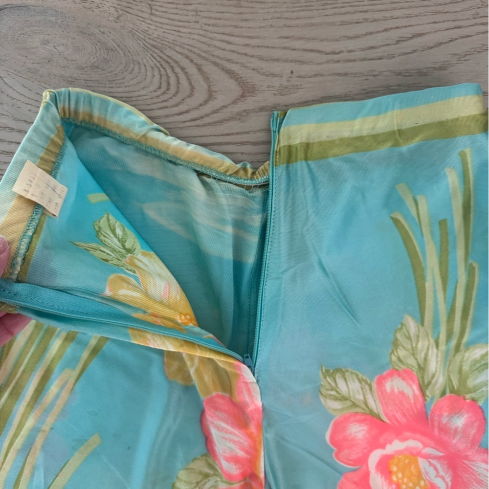 VINTAGE floral button down/pantsuit 60-70’s size small (see measurements) - Picture 7 of 15